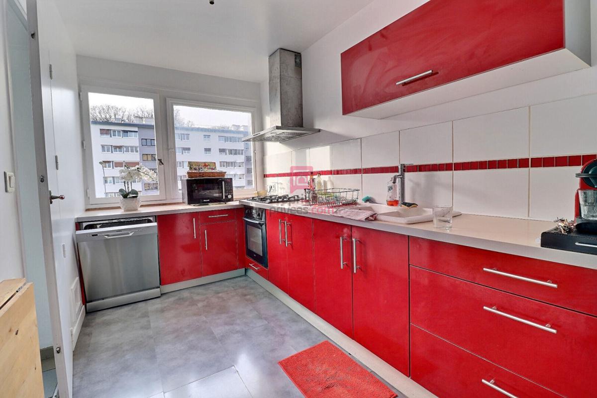 SAINT-MICHEL-SUR-ORGE Appartement Saint-Michel-sur-Orge 3 pièces 61 m2 8