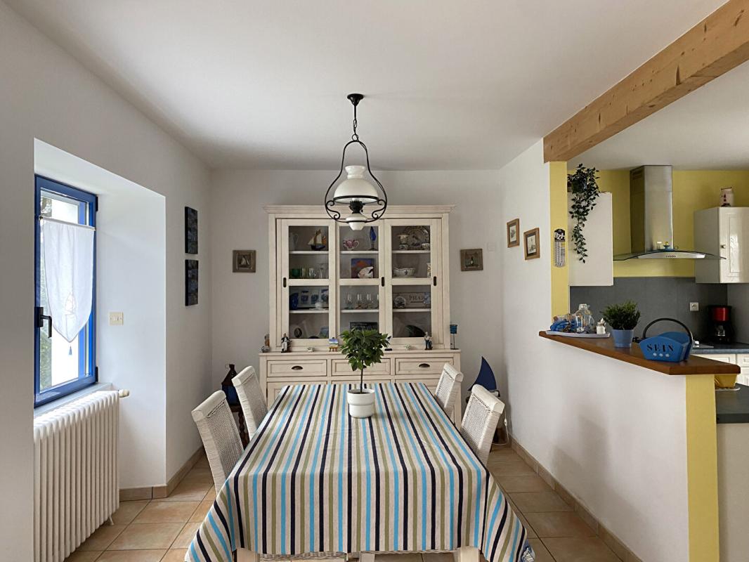 SAINT-PHILIBERT Maison de 1860 rénovée 5 pièce(s), 4 chambres 116 m2 56470 St-Philbert 3