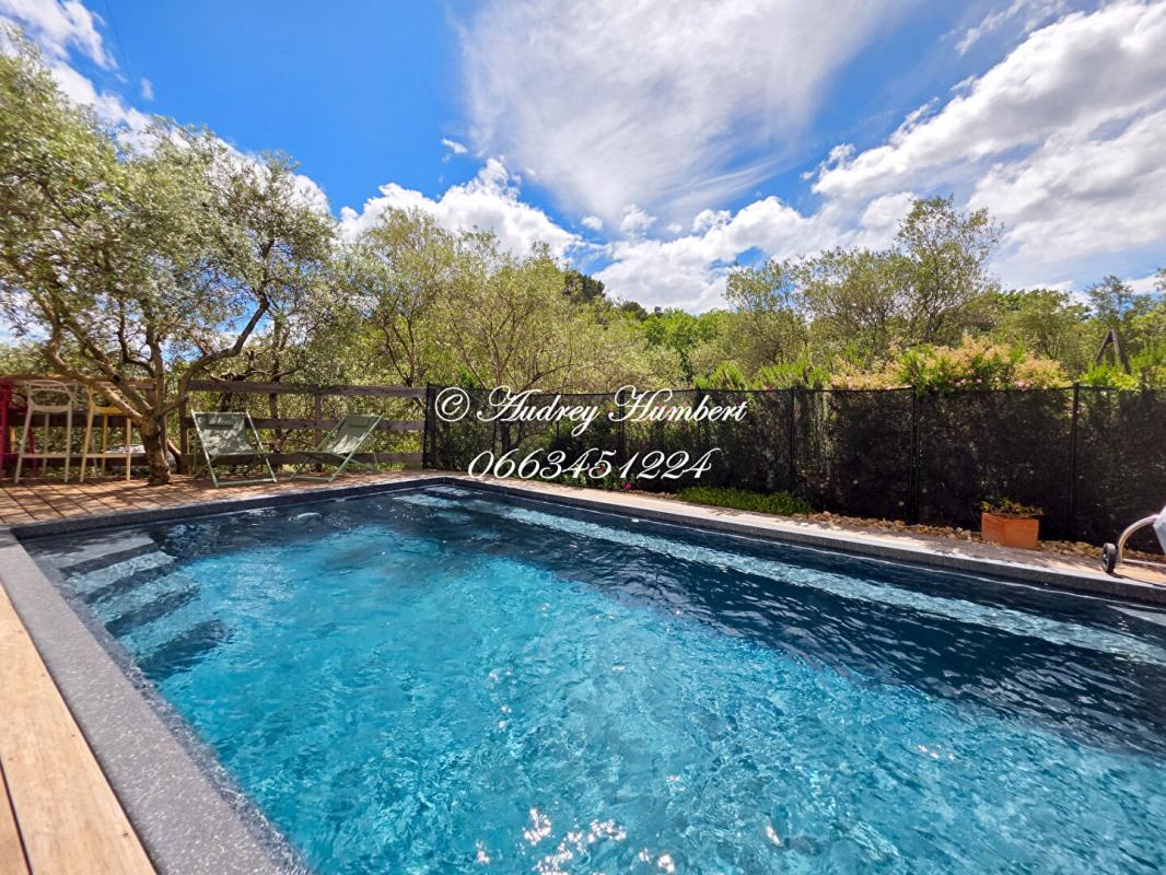 VILLENEUVE Villeneuve , Maison de charme, 156 m²  avec vue panoramique et piscine sur 1000 m² plantés d'oliviers 11