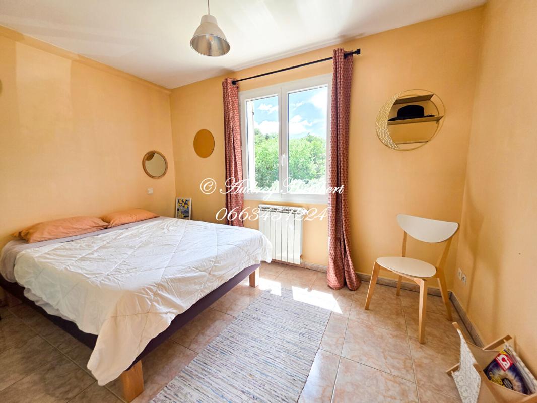 VILLENEUVE Villeneuve , Maison de charme, 156 m²  avec vue panoramique et piscine sur 1000 m² plantés d'oliviers 13