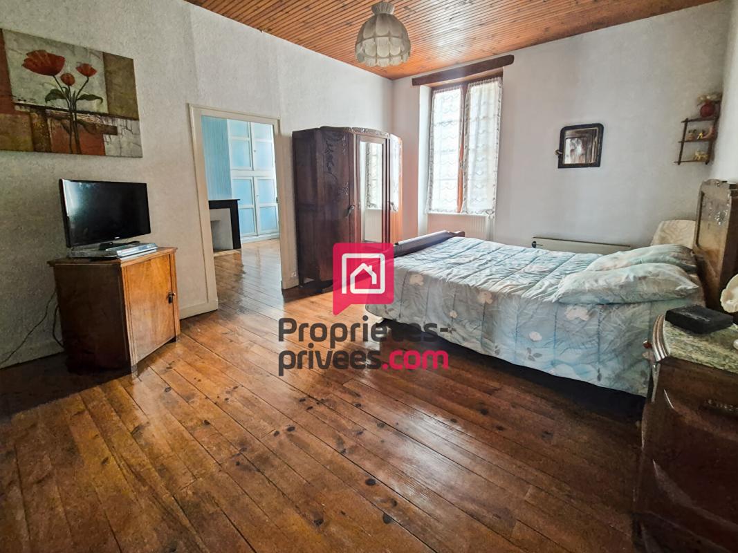 CASTELJALOUX Maison de caractère du XVIIe siècle (270 m²) au coeur de Casteljaloux 9