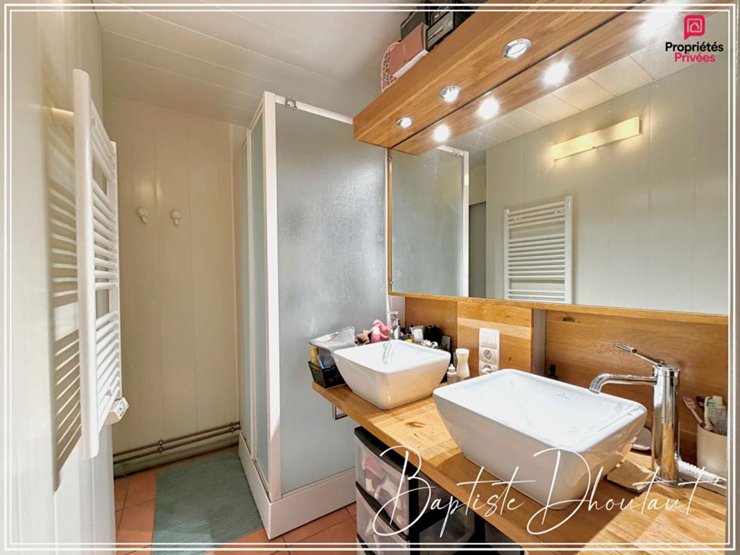 BESANCON APPARTEMENT FAMILIAL T4/T5 DE 84 m² 10