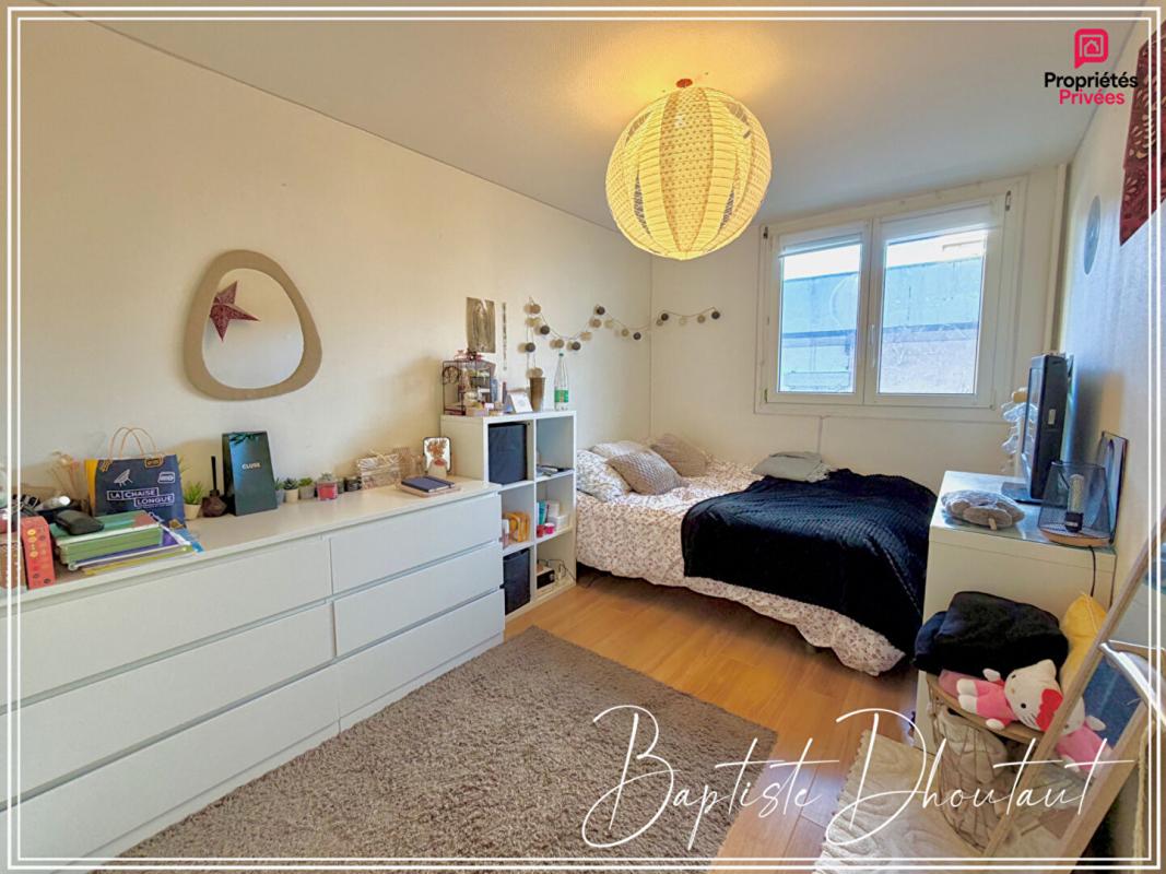 BESANCON APPARTEMENT FAMILIAL T4/T5 DE 84 m² 7