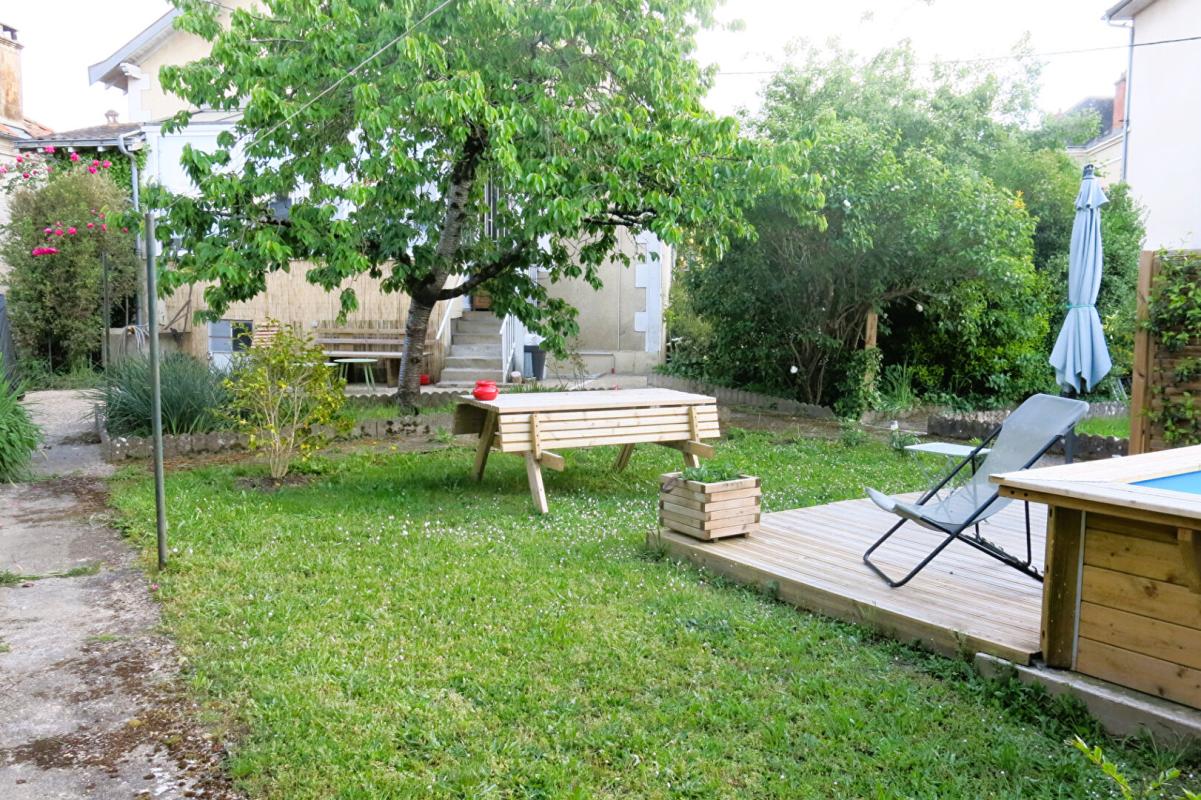 PERIGUEUX Maison Périgueux 130 m2 avec jardin 16