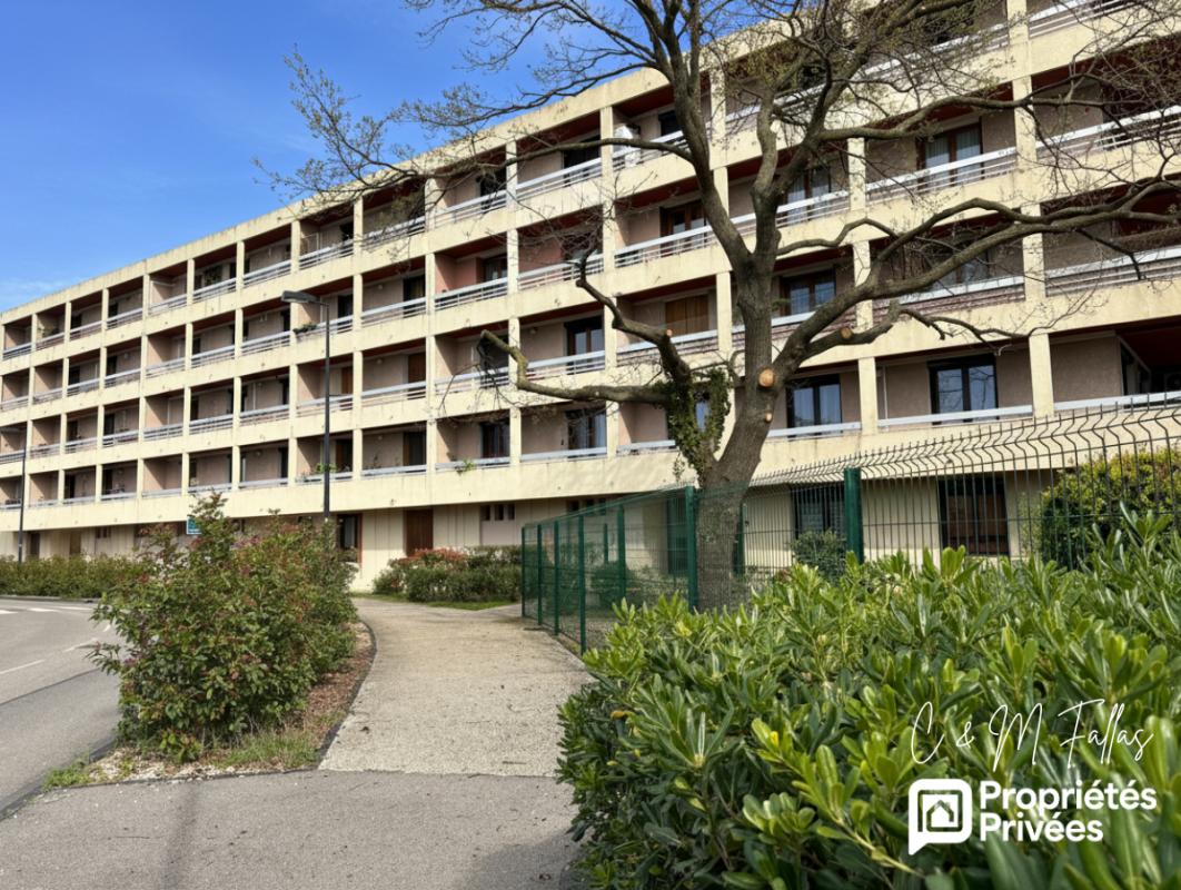 ORANGE Appartement T3 lumineux 70 m² - Cave + parking fermé à Orange 16