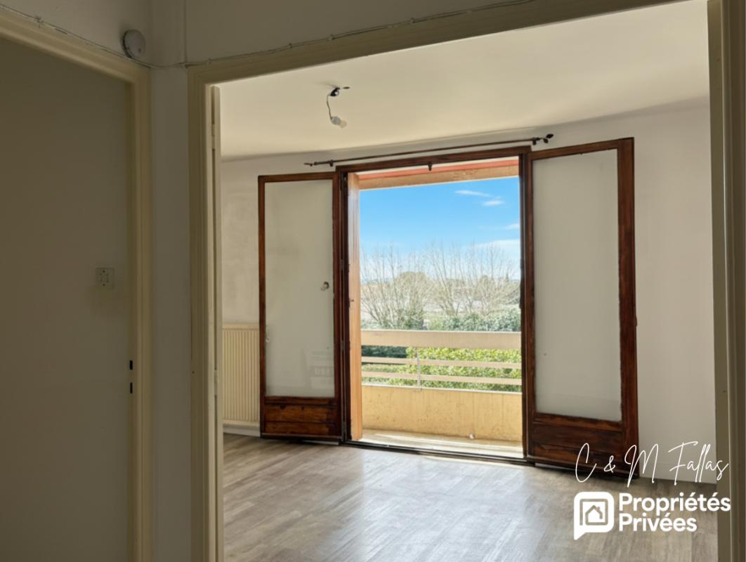 ORANGE Appartement T3 lumineux 70 m² - Cave + parking fermé à Orange 6