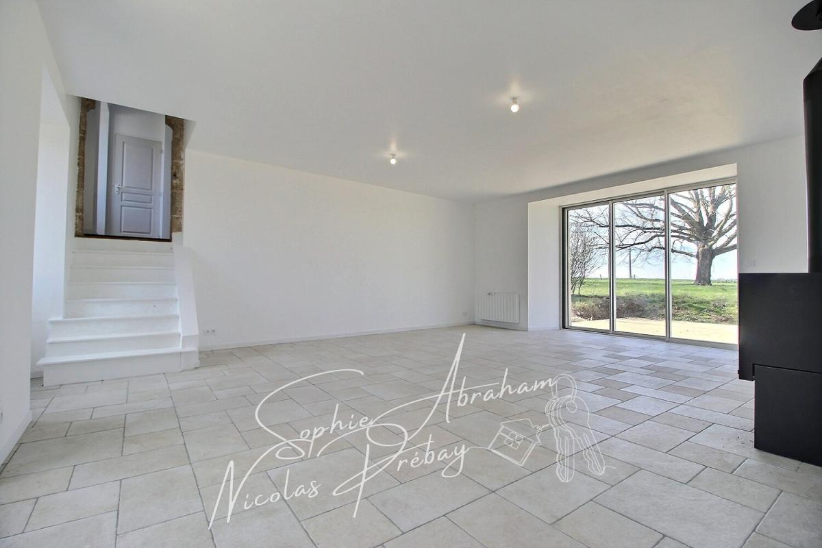 VOVES Maison de ferme entièrement rénovée, charme, confort et nature ! 2