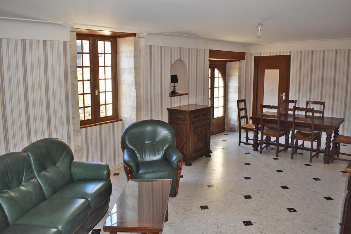 SAINT-AMAND-DE-COLY Corps de ferme Coly Saint Amand 6 pièce(s) 111 m2 15