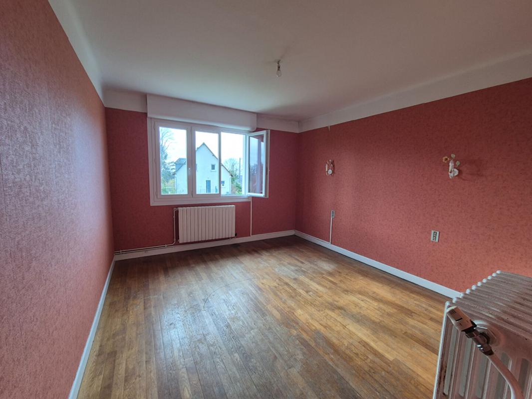 MONTAIGNAC-SAINT-HIPPOLYTE Maison Montaignac Sur Doustre 7 pièce(s) 204 m2 9