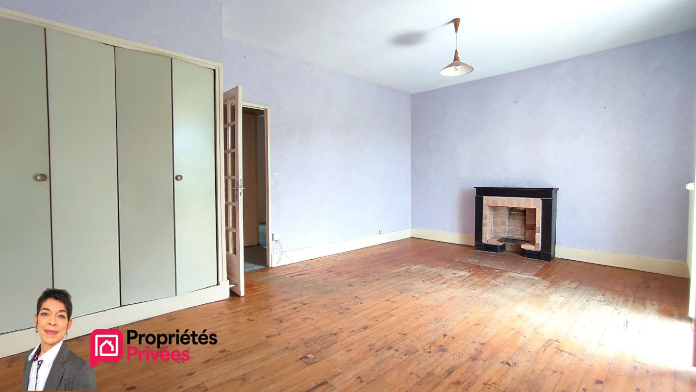 THIZY THIZY-LES-BOURGS (69240) Immeuble de rapport  151 m²  habitable, terrain 450 m² avec jardin, caves et greniers 16