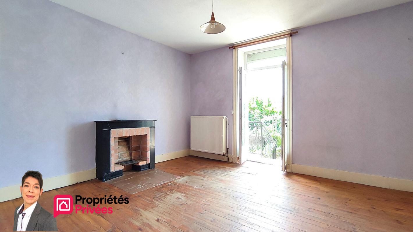 THIZY THIZY-LES-BOURGS (69240) Immeuble de rapport  151 m²  habitable, terrain 450 m² avec jardin, caves et greniers 17