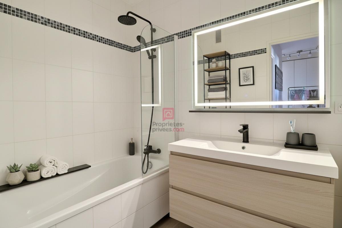 AMIENS Appartement 3 pièces 69 m² ? Dernier étage Balcon Ouest Cave 5