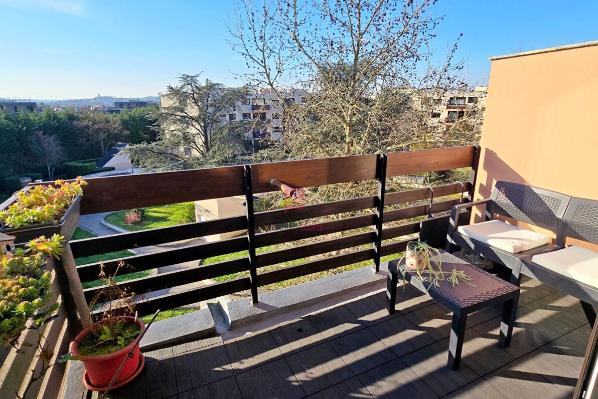 AMIENS Appartement 3 pièces 69 m² ? Dernier étage Balcon Ouest Cave 7