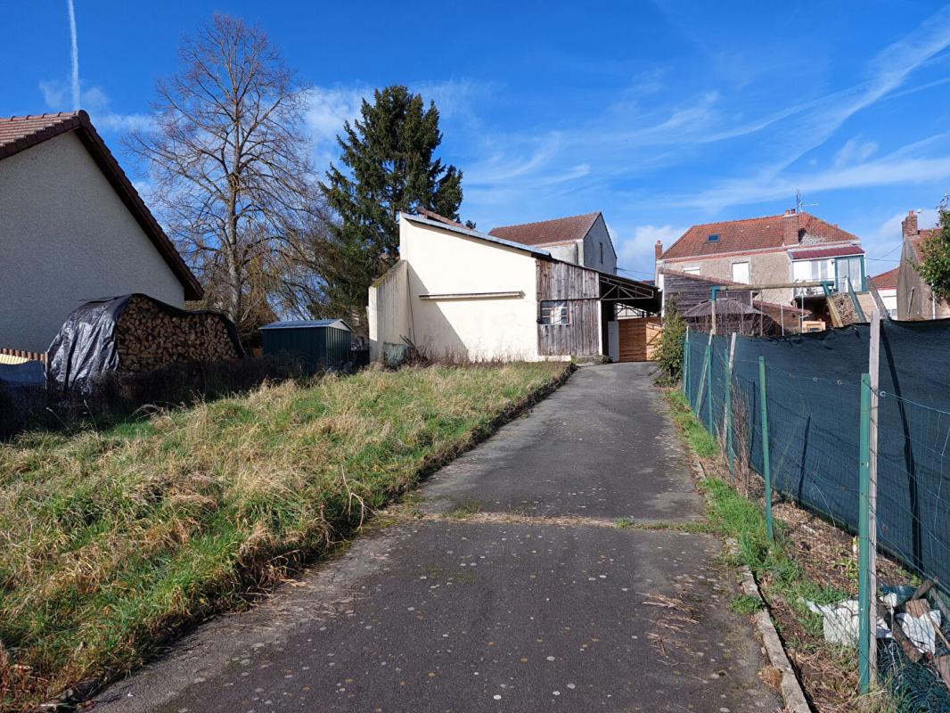 MONTCEAU-LES-MINES Ensemble immobilier Montceau Les Mines 4 pièce(s) 150 m2 1