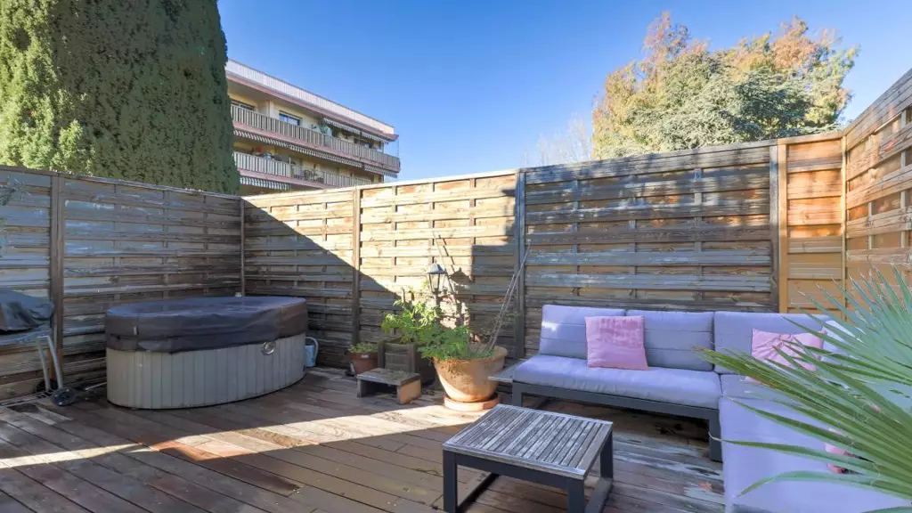 SAINT-LAURENT-DU-VAR SAINT LAURENT DU VAR - Charme et lumière - Duplex 2 pièces avec terrasse - Vespins 7