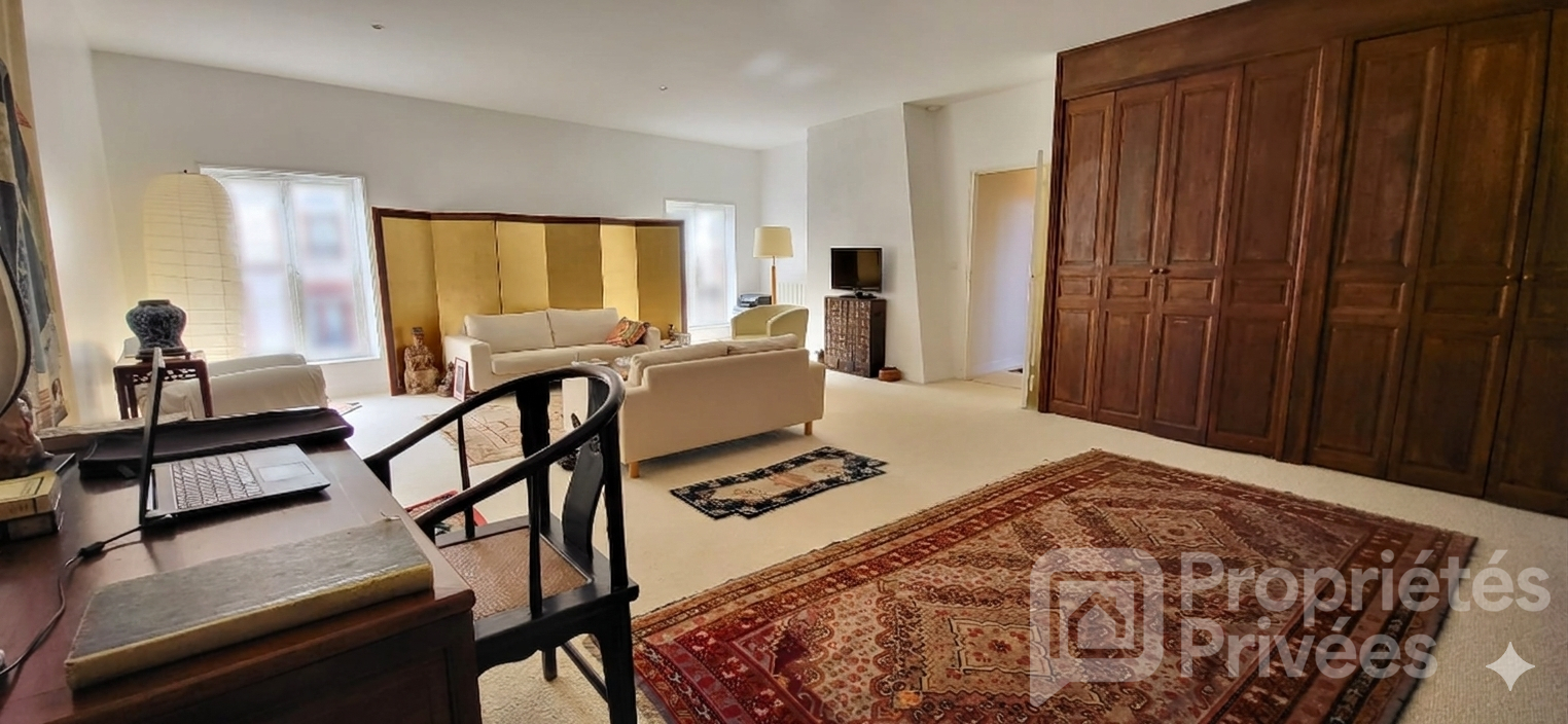 VERNEUIL-SUR-AVRE Ancien relais de poste 11