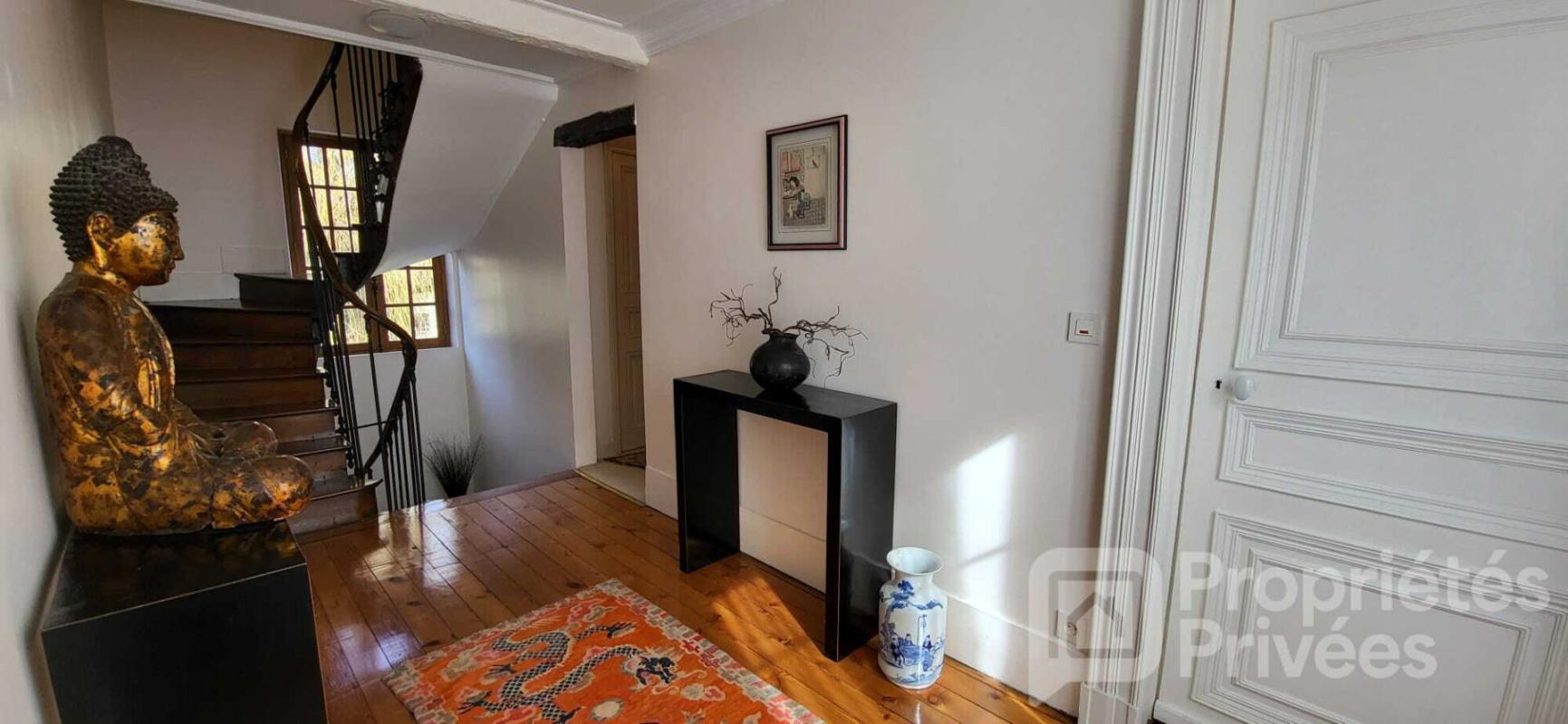 VERNEUIL-SUR-AVRE Ancien relais de poste 8