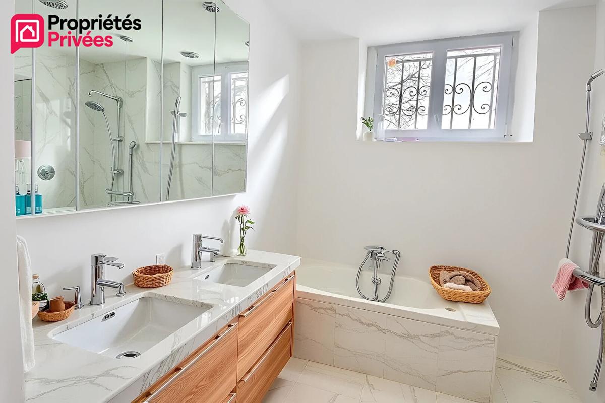 UZES Maison de cachet à fort potentiel sur l'axe Uzès-Alès ! 10