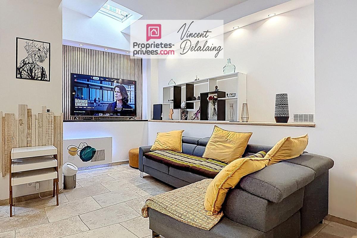 CADENET Charmante maison rénovée avec double extérieur 1