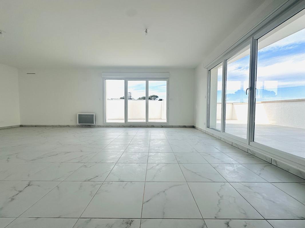 MARSEILLE-13E-ARRONDISSEMENT Marseille (13013) - Appartement 4 pièces 101 m2 avec terrasse et deux places parking 4