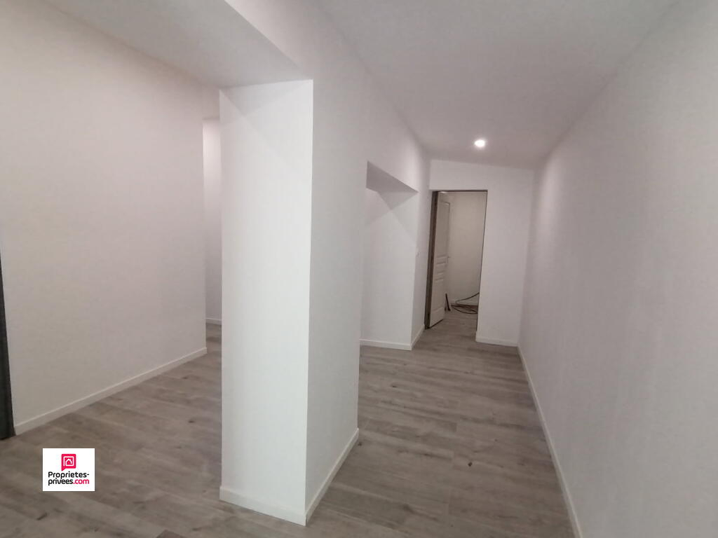 ECOUCHE ECOUCHE LES VALLEES (61150), 11 pièce(s) 280 m2 environ , 5 chambres, prix 197 500, honoraires  5,61% inclus à la charge de l'acquéreur  soit 187 000euros hors honoraires 5