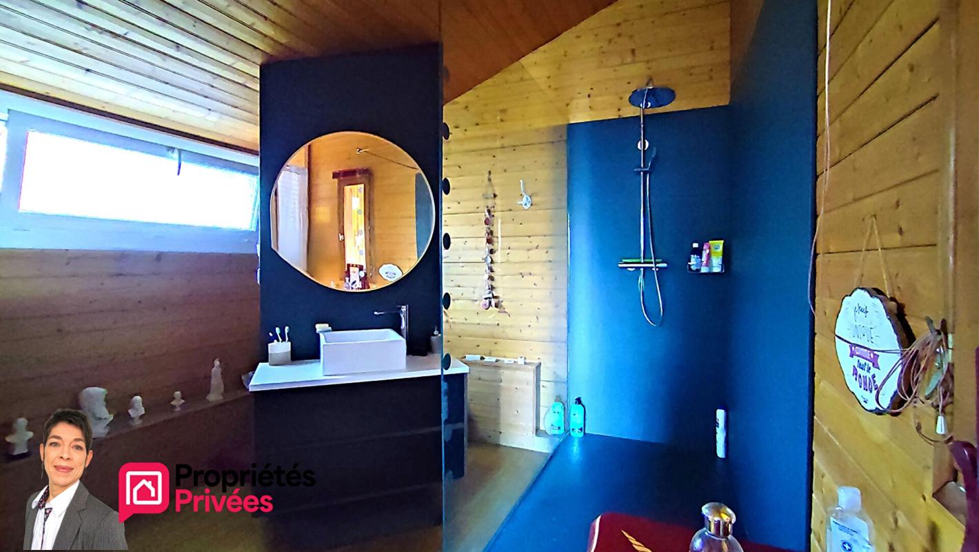 THIZY THIZY-LES-BOURGS (69240) Maison d'architecte avec vue 185 m², jardin 2000 m², piscine, garage, dépendances 17