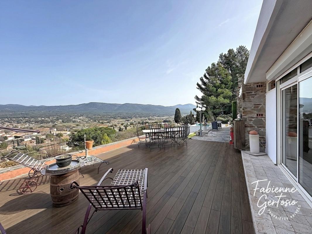 LE BEAUSSET LE BEAUSSET ! Maison d'architecte de 204m2 avec vue panoramique 12