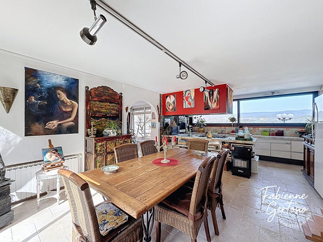 LE BEAUSSET LE BEAUSSET ! Maison d'architecte de 204m2 avec vue panoramique 5