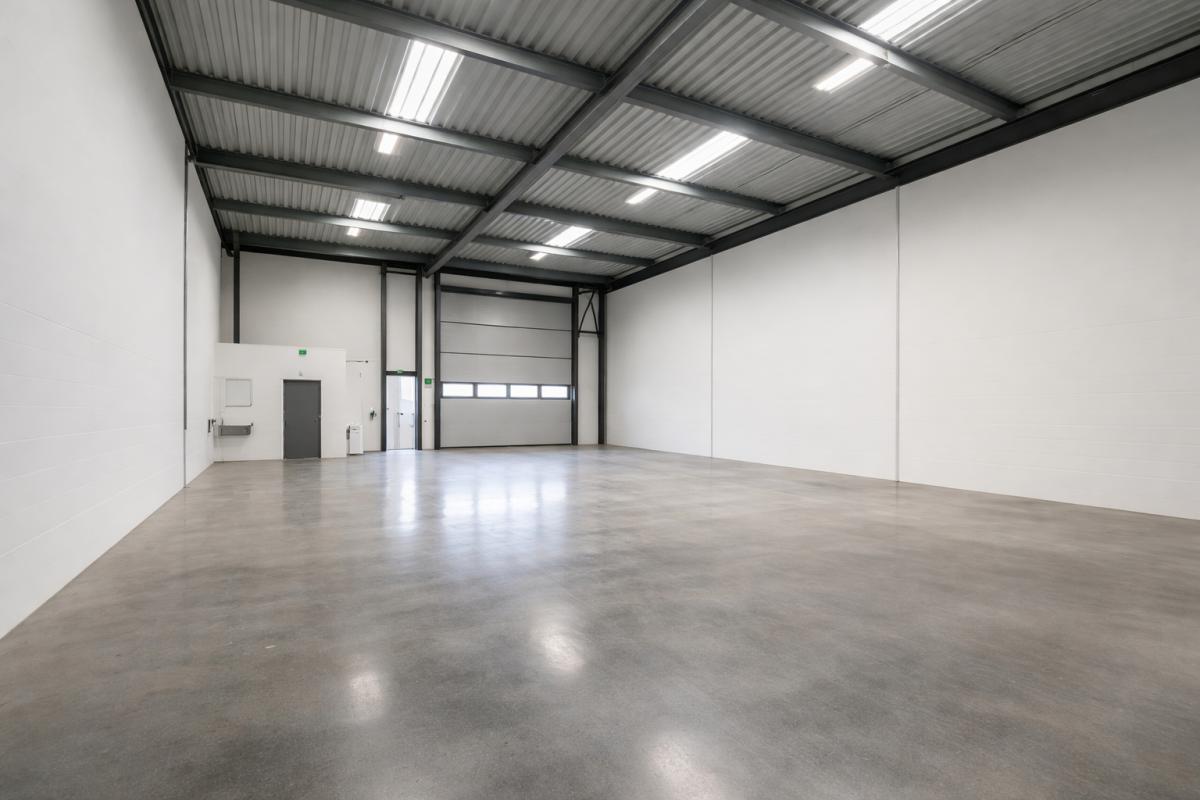 CREIL CREIL - LOCAL D'ACTIVITÉ 240 m² MEILLEUR RAPPORT PRIX / m² 2