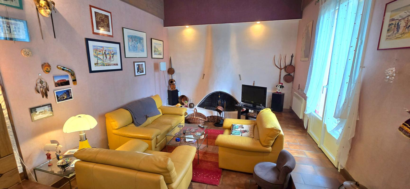 COULOUNIEIX-CHAMIERS Maison individuelle de type 5, sur un terrain clos et arboré de 1316 m² 6