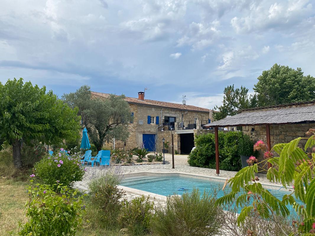 BESSAS Maison en pierre avec piscine sur 8500 m² de terrain Bessas 10 pièce(s) 244 m2 1