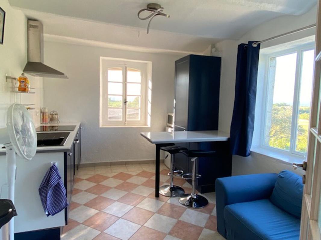 BESSAS Maison en pierre avec piscine sur 8500 m² de terrain Bessas 10 pièce(s) 244 m2 9