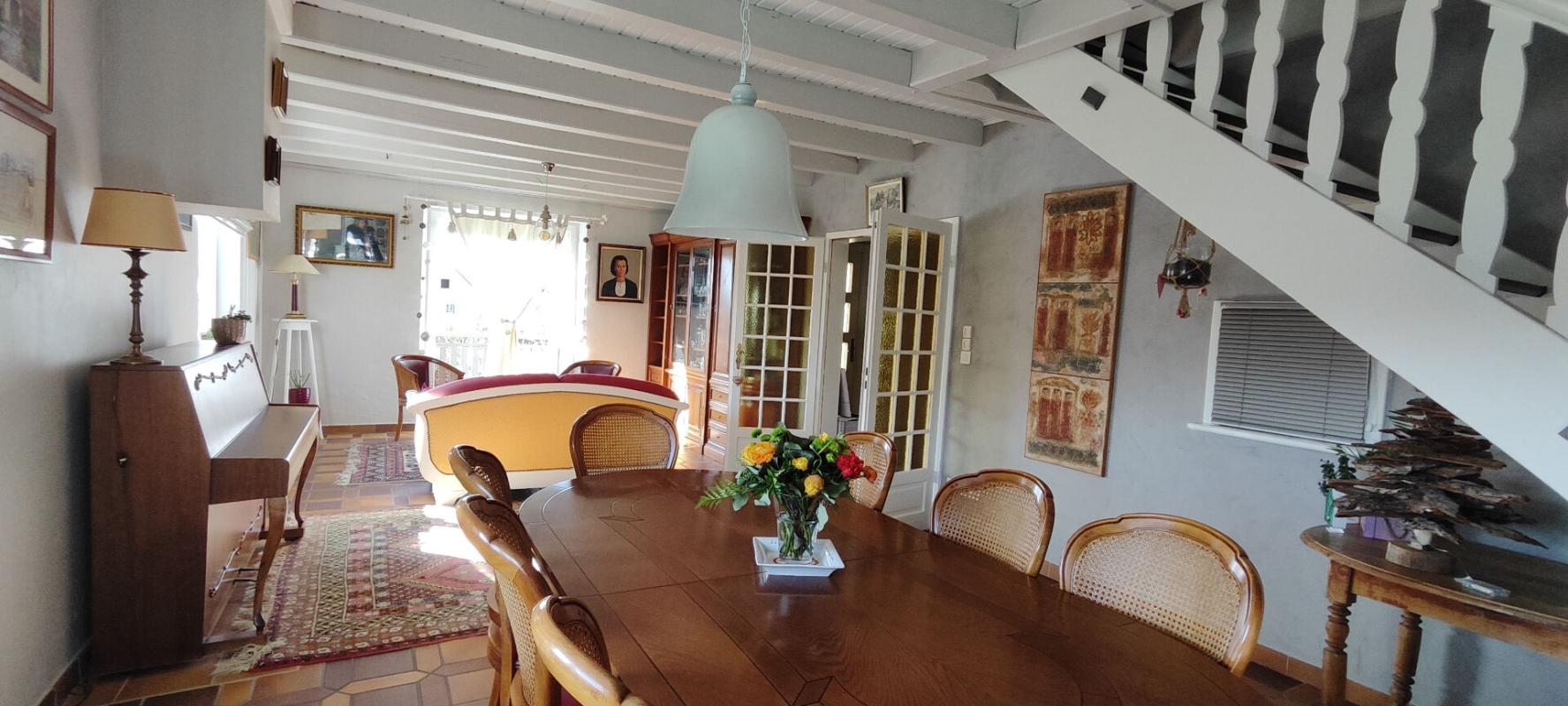 VESCEMONT Vescemont 90200 : Maison 7 pièces 160 m2 sur 1054m² de terrain 3