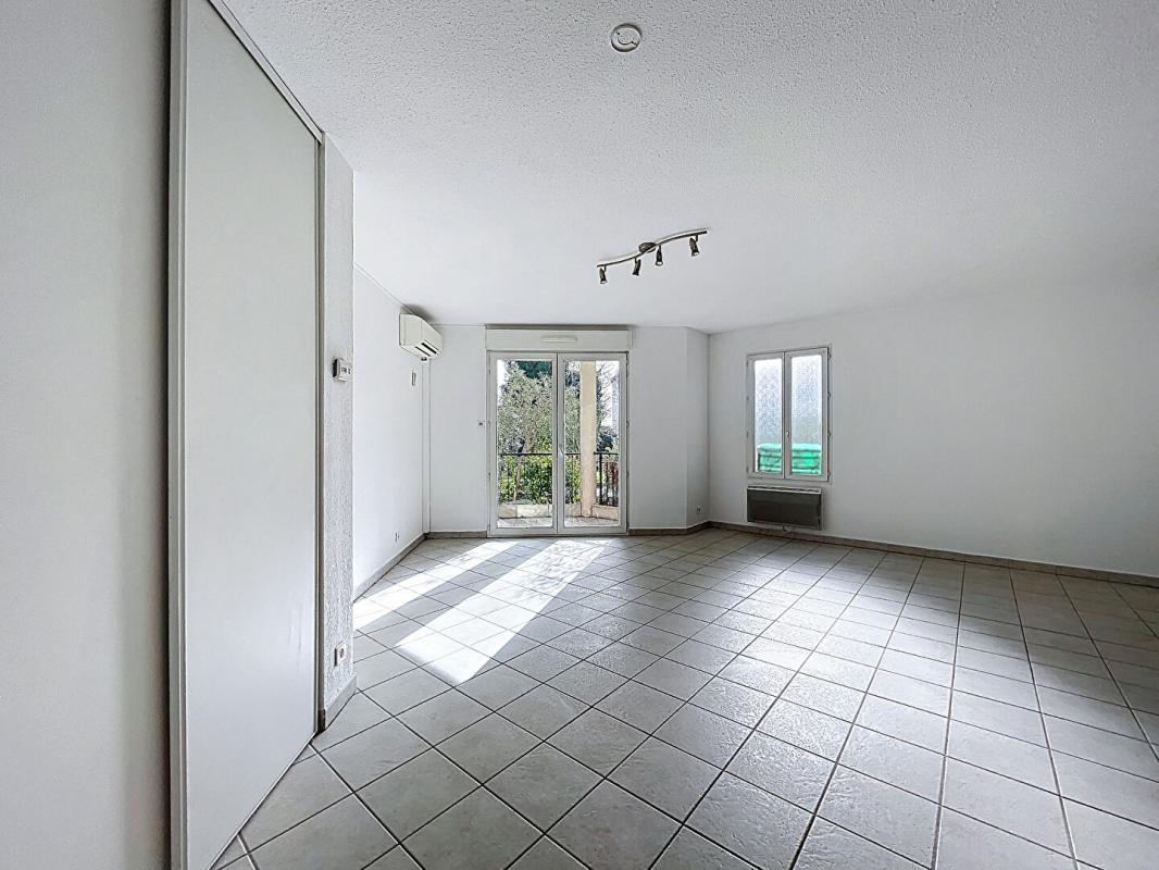 LE LUC Appartement  2 pièce(s) 59,1m2 + cave  + place parking PMR 4