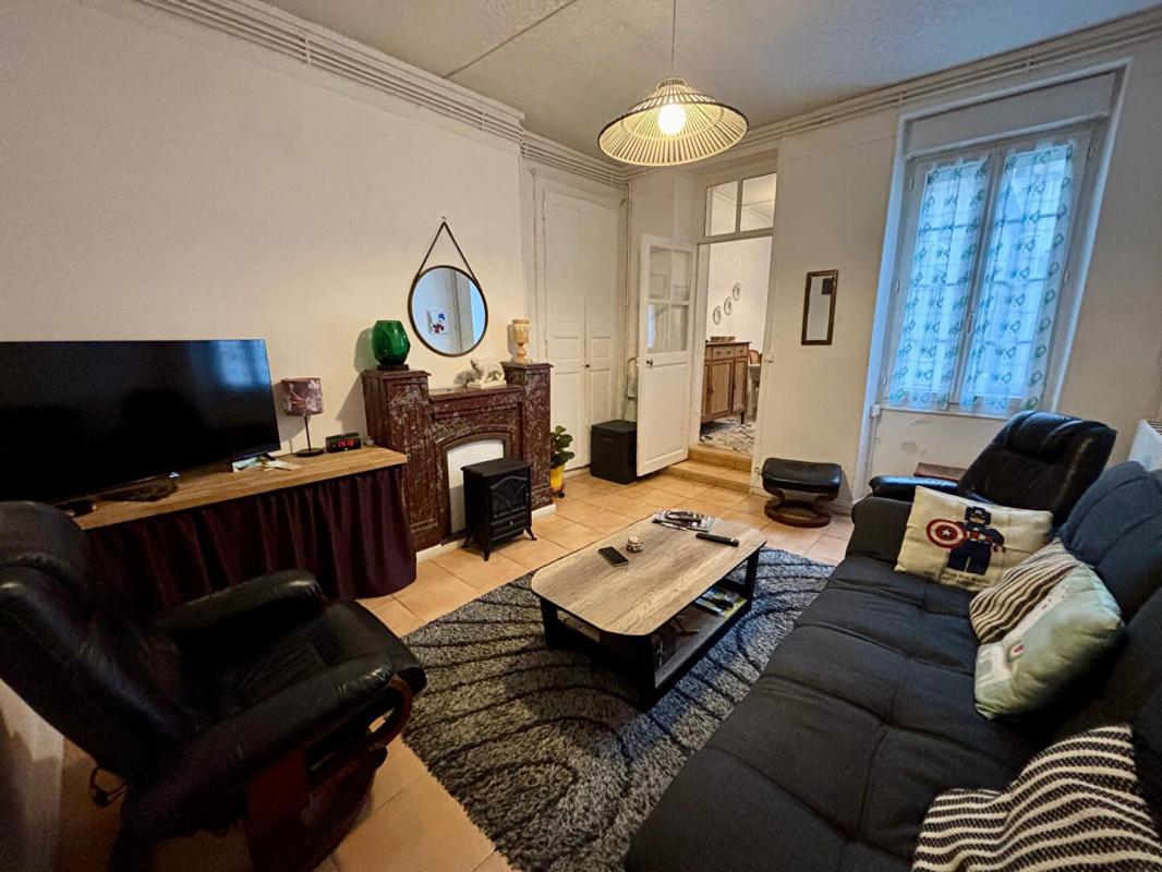 NEVERS Appartement Nevers 2 pièces 50 m2 - jardin - cour extérieur - centre ville 1