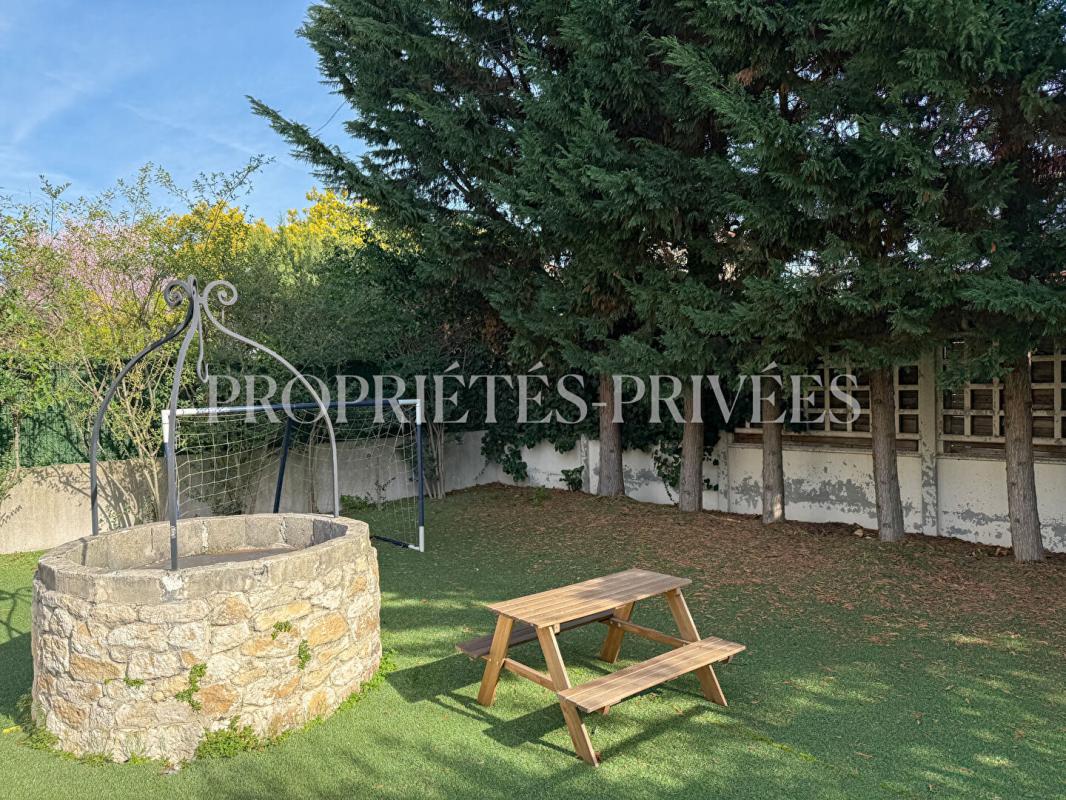 MAISONS-ALFORT Maison contemporaine écologique avec salle de cinéma haut de gamme 18