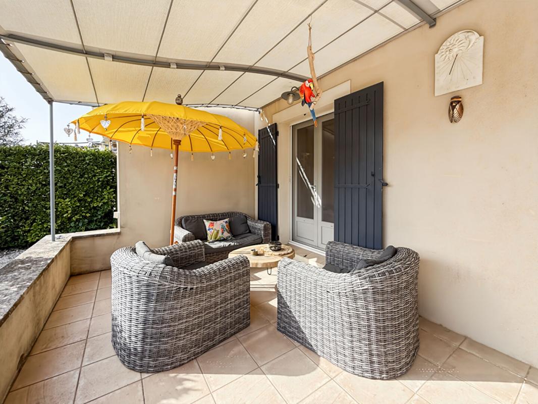 GRAVESON À VENDRE MAISON À GRAVESON - CENTRE VILLE AVEC PISCINE 16