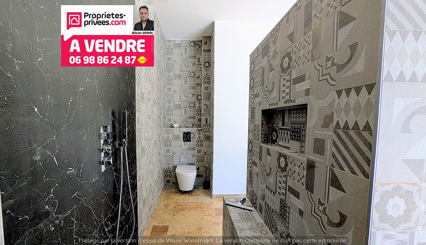 MONTAUROUX MAGNIFIQUE VILLA MODERNE ET PRESTATIONS HAUT DE GAMME 10