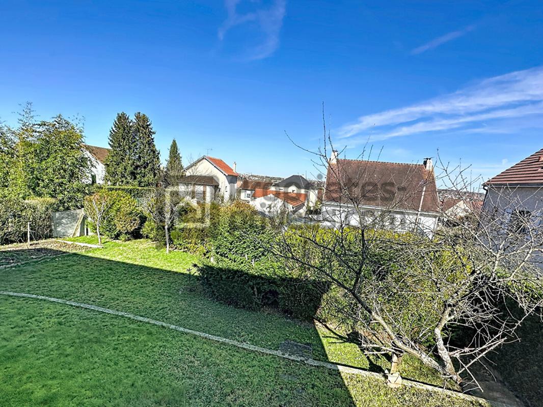 LAGNY-SUR-MARNE Maison Lagny Sur Marne 4 pièce(s) 100 m2 11