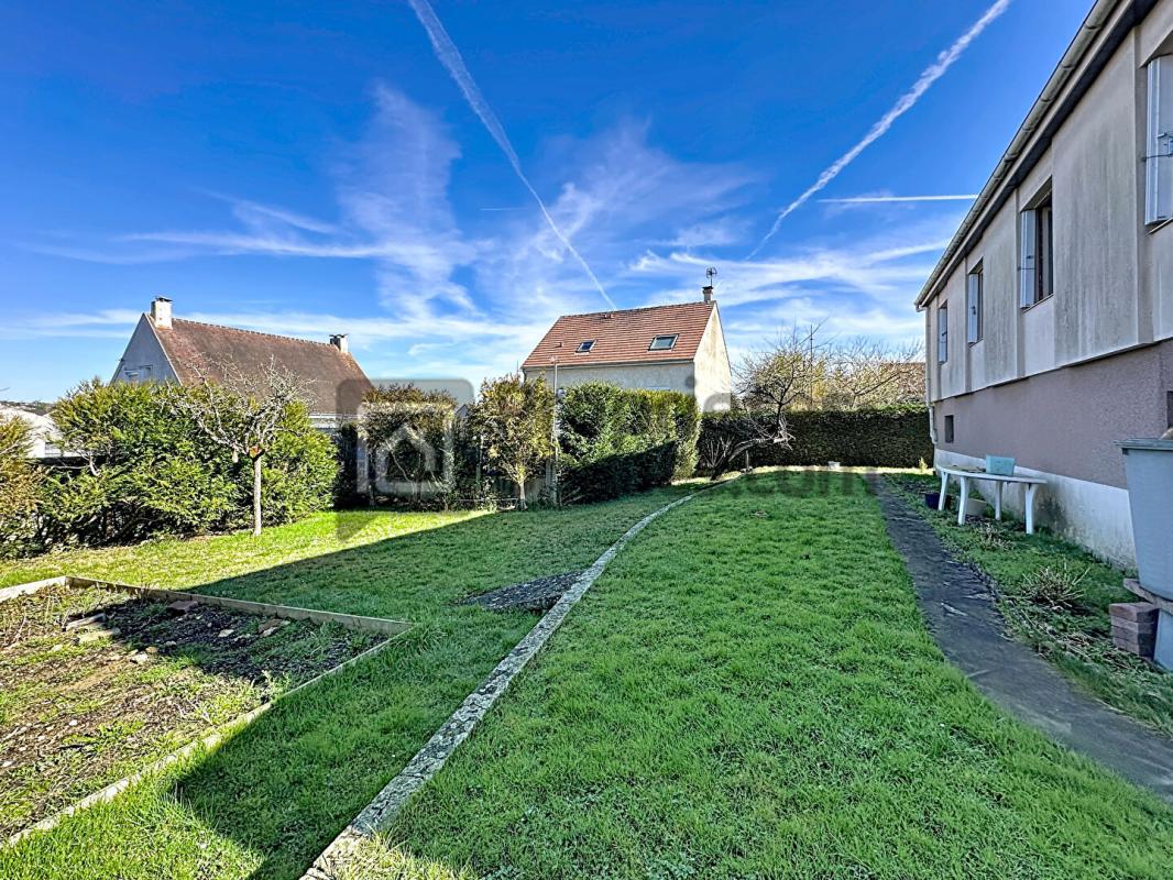 LAGNY-SUR-MARNE Maison Lagny Sur Marne 4 pièce(s) 100 m2 12