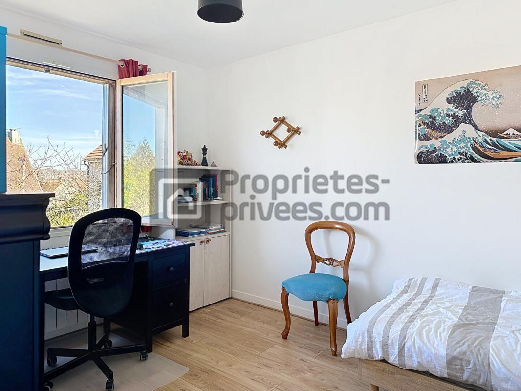 LAGNY-SUR-MARNE Maison Lagny Sur Marne 4 pièce(s) 100 m2 8