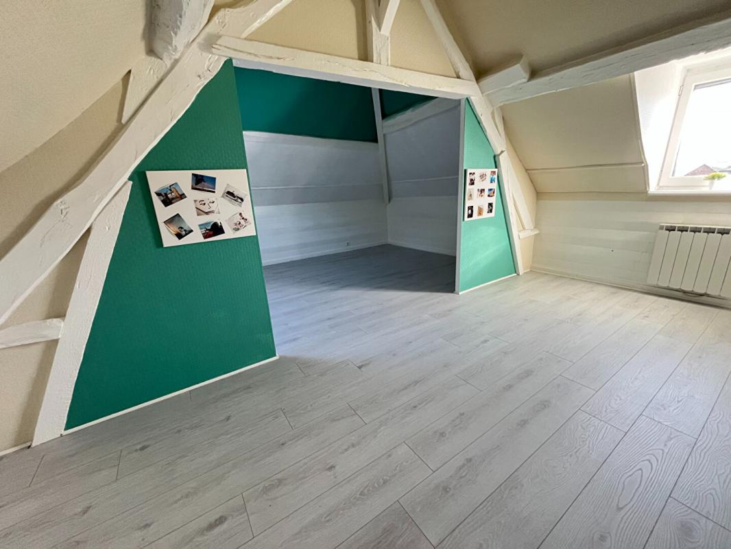 GOURNAY-EN-BRAY Maison LONGERE  3 chambres  161M2 16