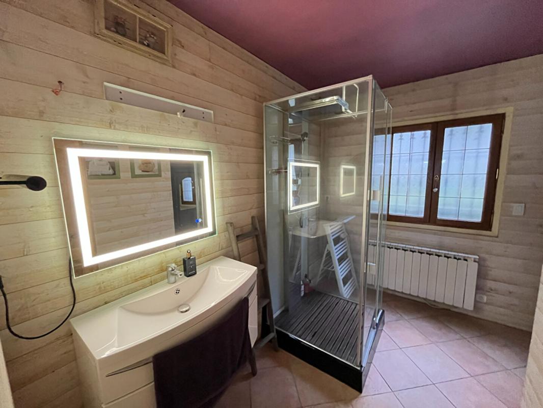 GOURNAY-EN-BRAY Maison LONGERE  3 chambres  161M2 8