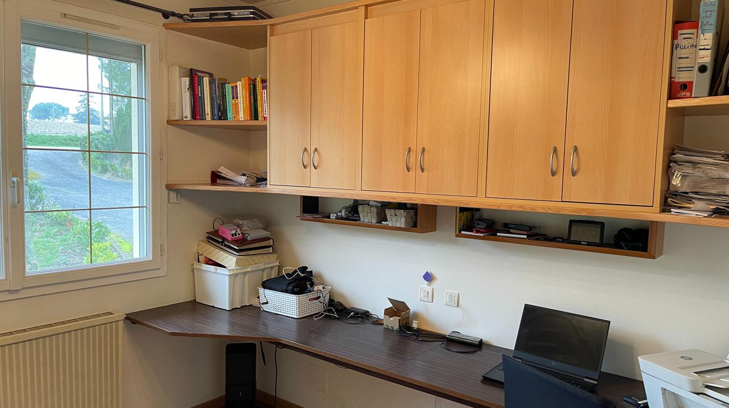 SEYCHES Spacieuse maison avec atelier, piscine et superbe potentiel sur un beau terrain 10