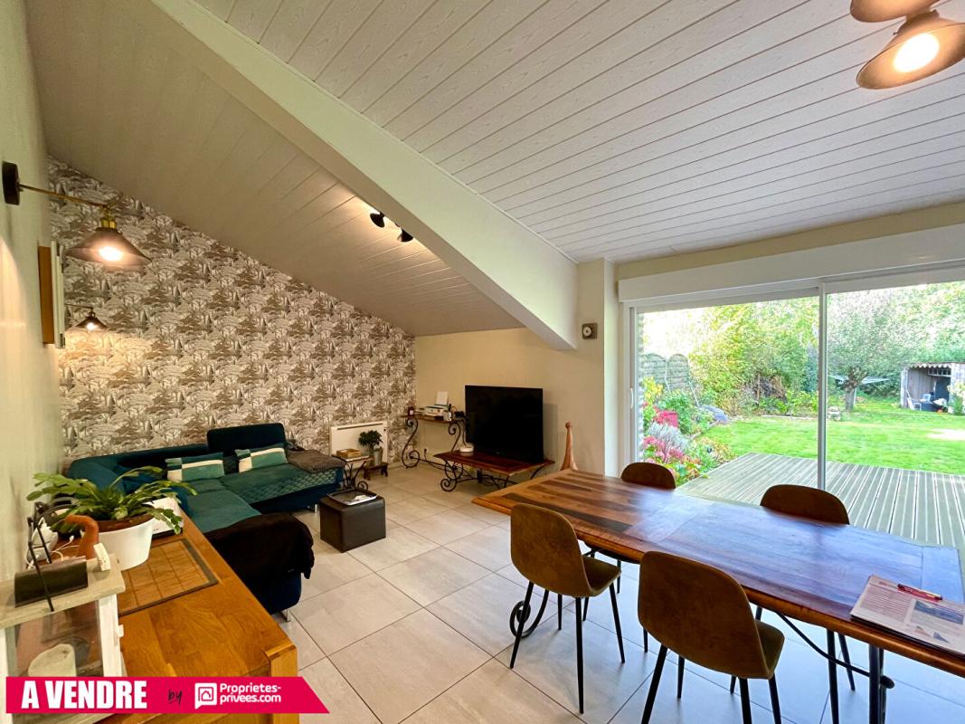 CARENTOIR Maison en pierre 100m2 dans le bourg 7