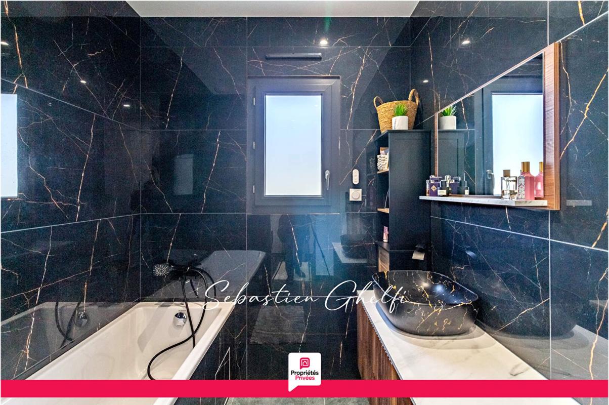 ROMORANTIN-LANTHENAY Maison Romorantin Lanthenay 5 pièce(s) 128 m2 11