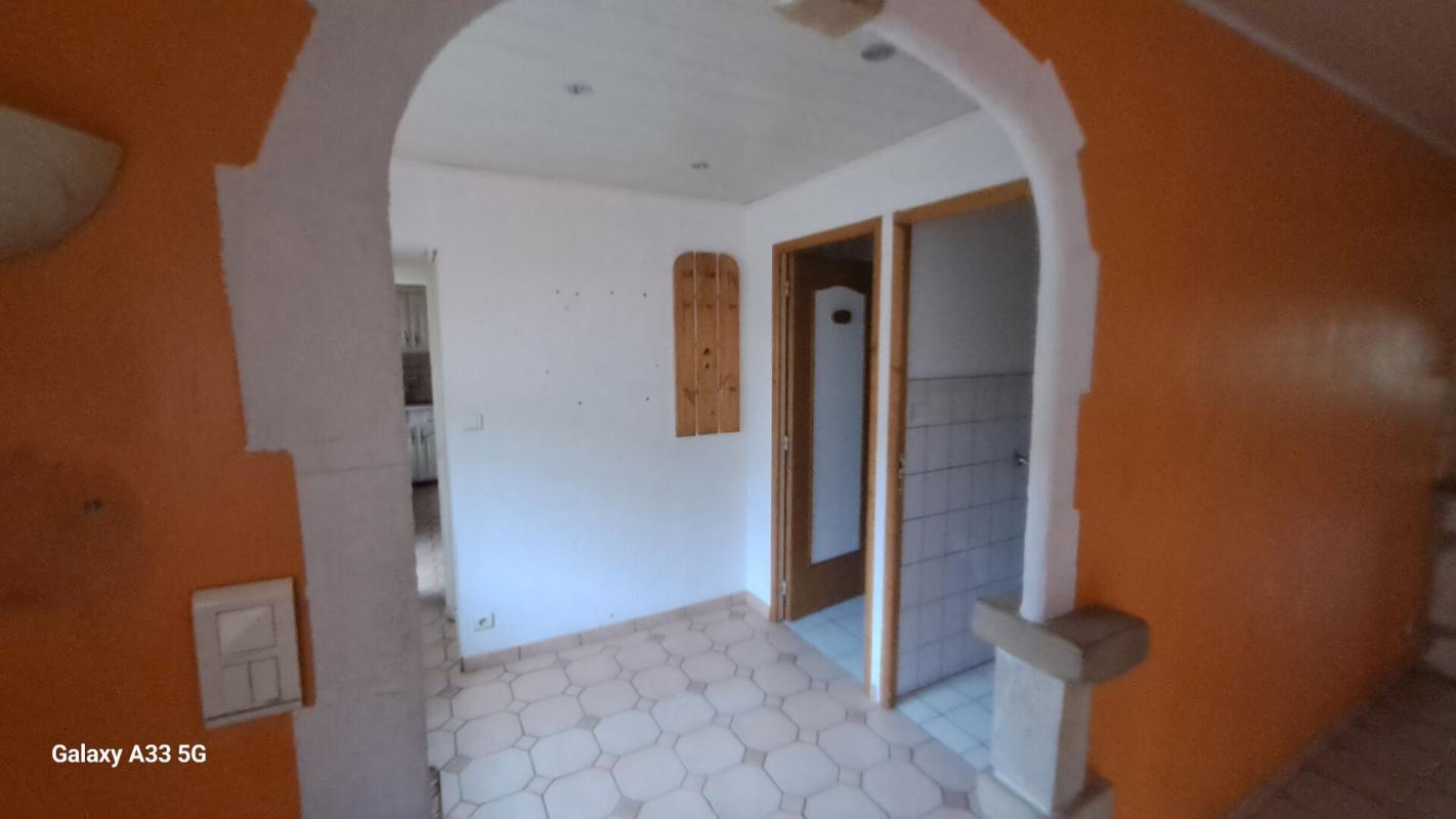 VIOMENIL Maison mitoyenne ( Viomenil  88260) 12