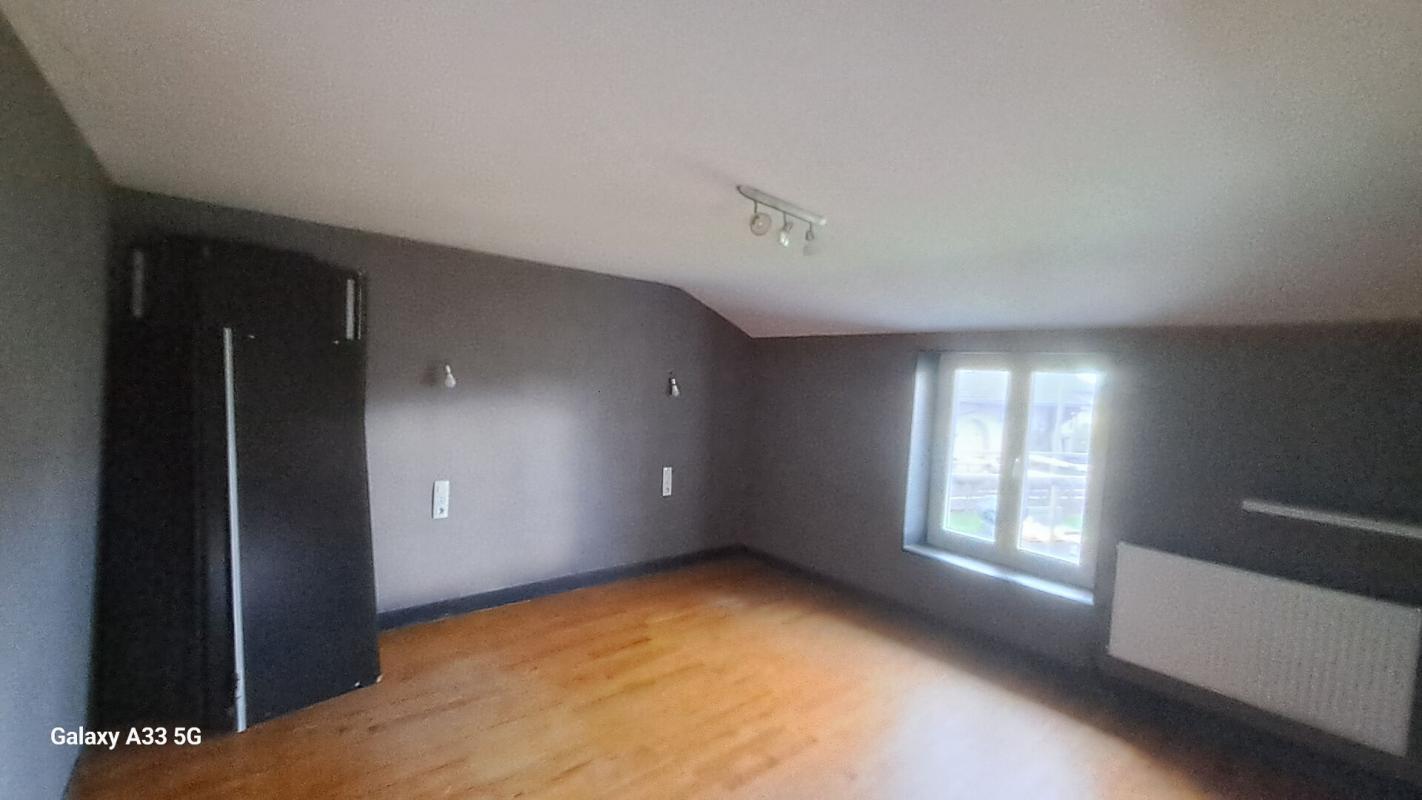 VIOMENIL Maison mitoyenne ( Viomenil  88260) 13