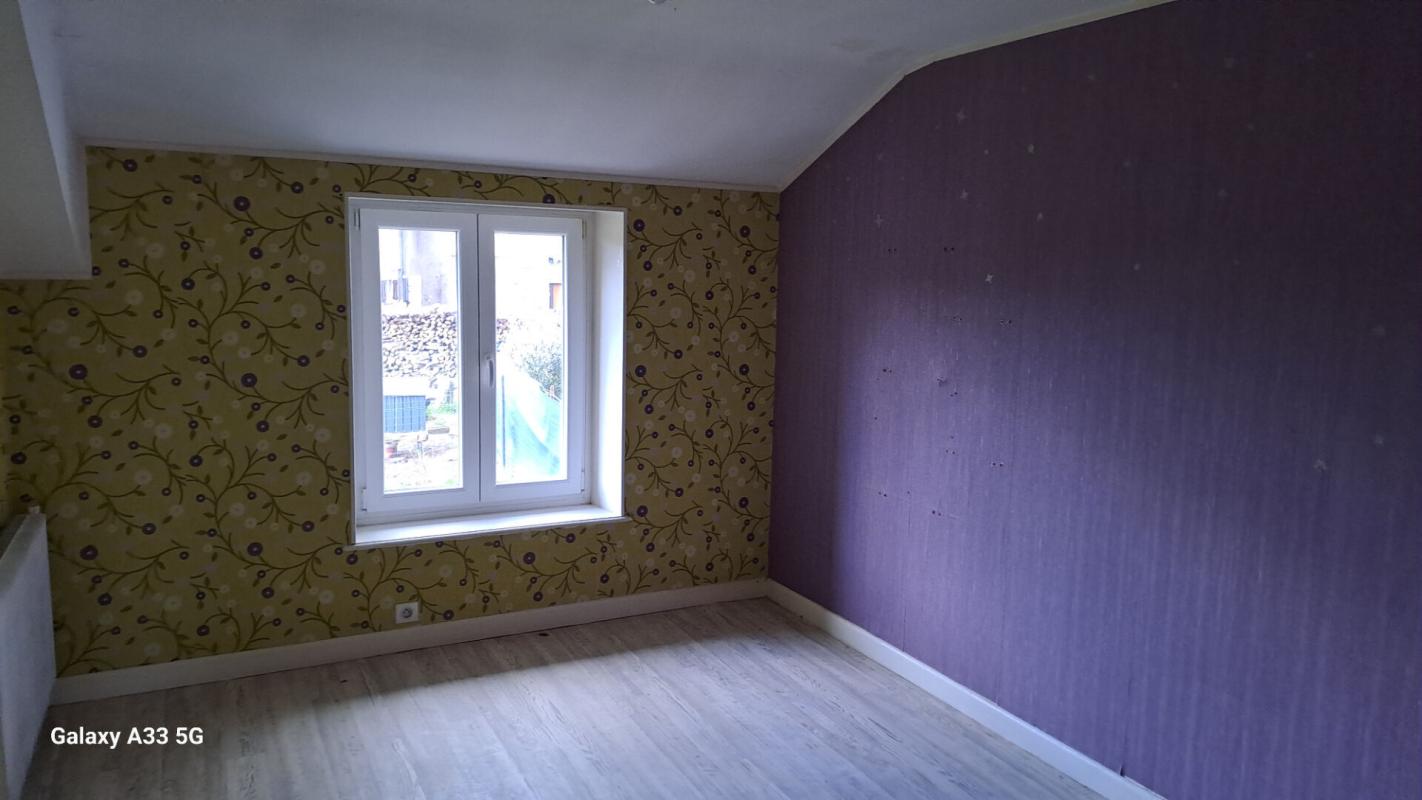 VIOMENIL Maison mitoyenne ( Viomenil  88260) 15