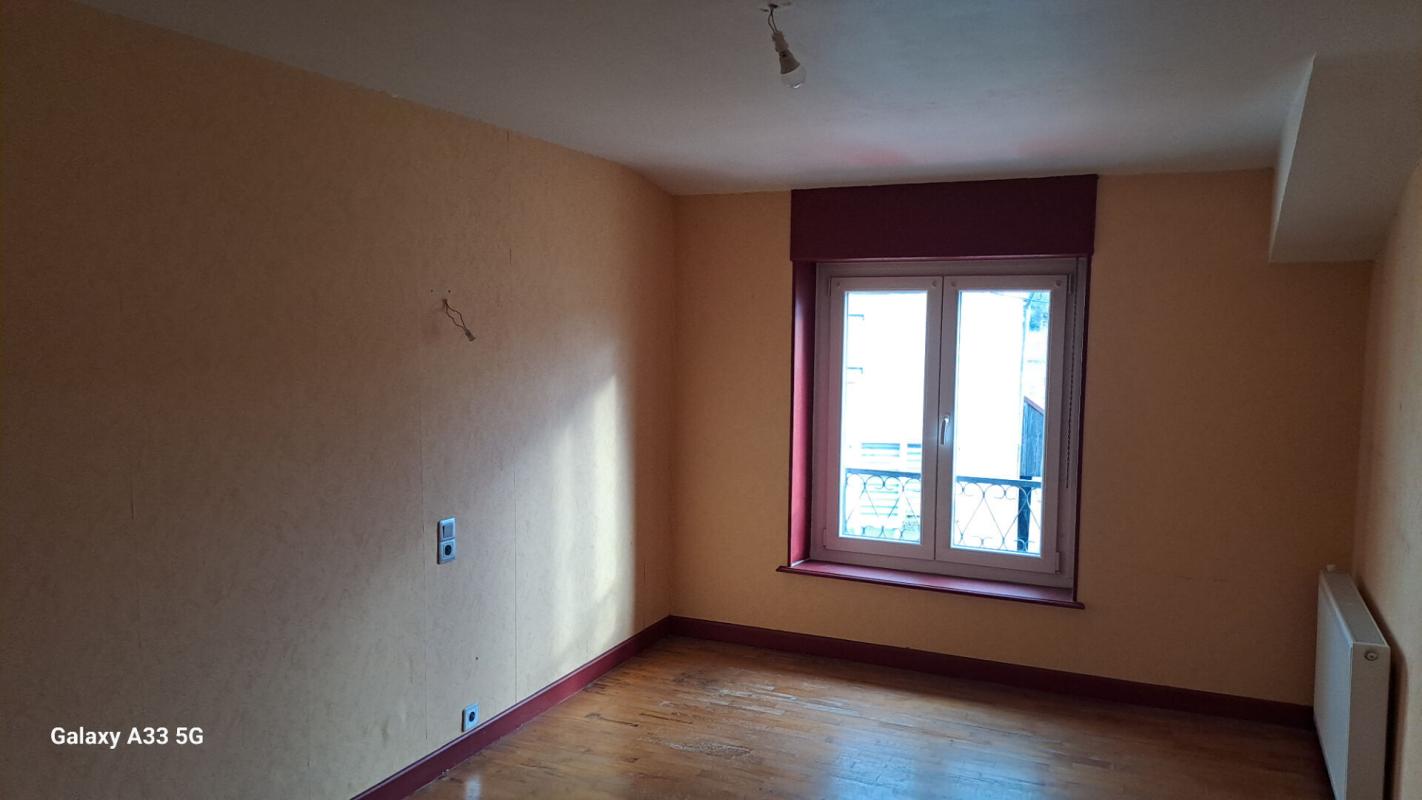 VIOMENIL Maison mitoyenne ( Viomenil  88260) 16